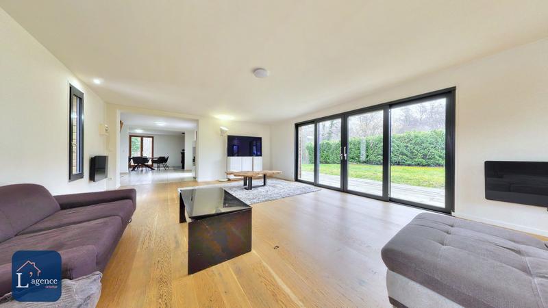 Maison - 143 m² - 5 pièces