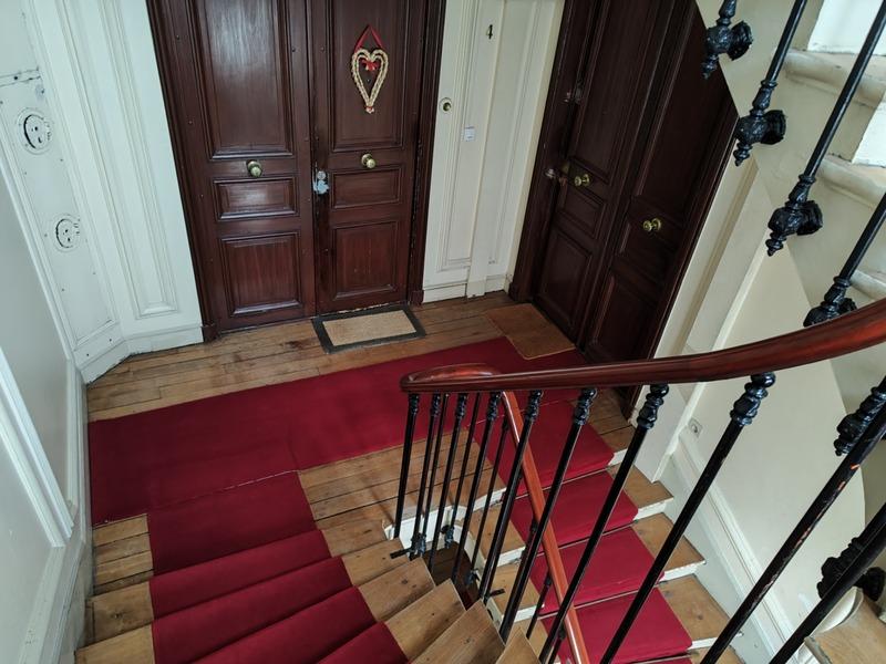 Appartement bourgeois - 8 m² - 1 pièce