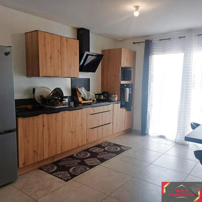 Maison - 80 m² - 3 pièces