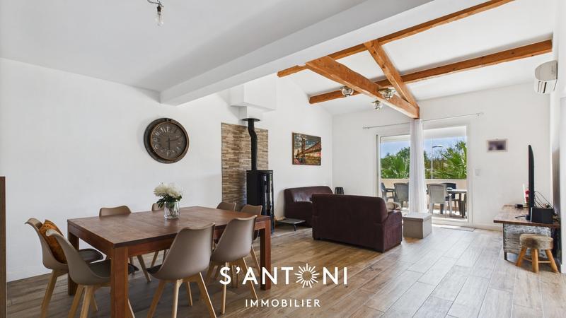 Maison - 189 m² - 5 pièces