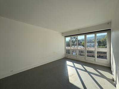 Appartement - 72 m² - 4 pièces