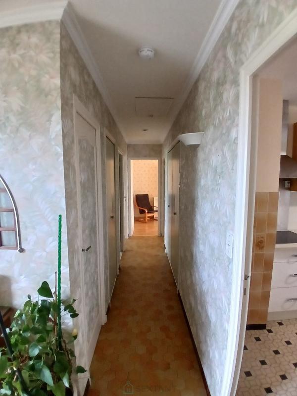 Maison - 98 m² - 6 pièces