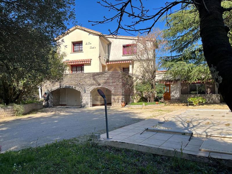 Maison - 151 m² - 7 pièces