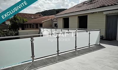 Maison - 560 m² - 11 pièces