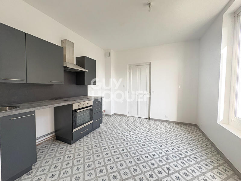 Maison - 64 m² - 4 pièces