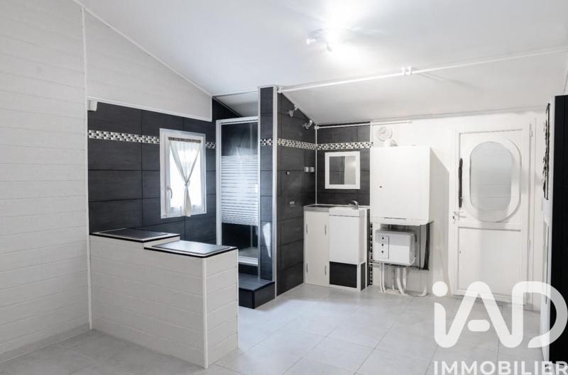 Maison - 180 m² - 6 pièces