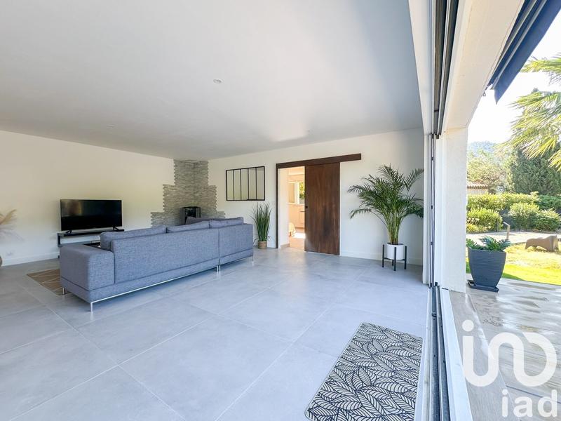 Maison - 137 m² - 5 pièces