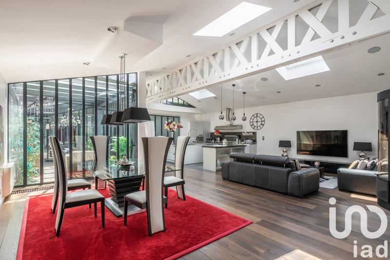 Appartement - 230 m² - 6 pièces