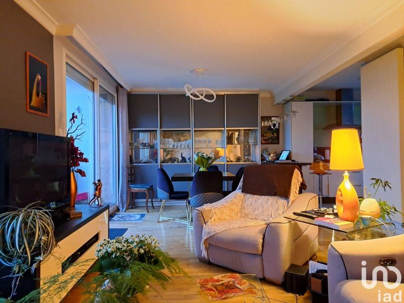 Maison - 180 m² - 6 pièces