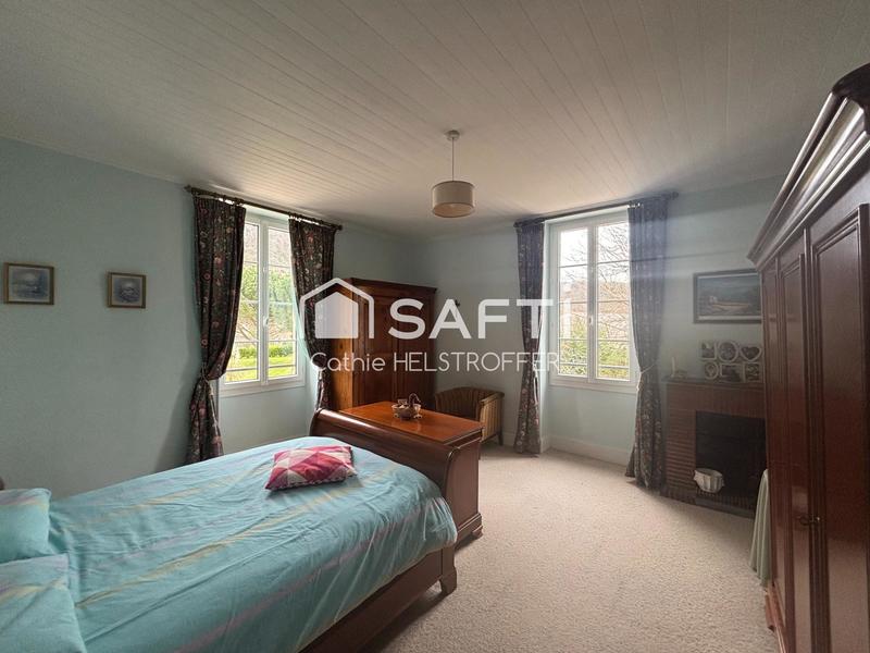 Maison - 308 m² - 8 pièces