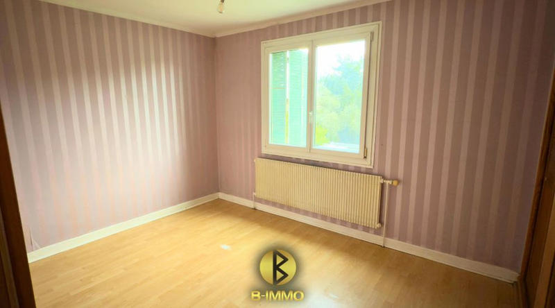 Maison - 221 m² - 8 pièces