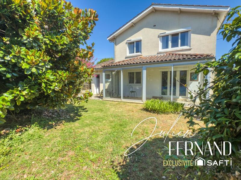 Maison - 97 m² - 5 pièces