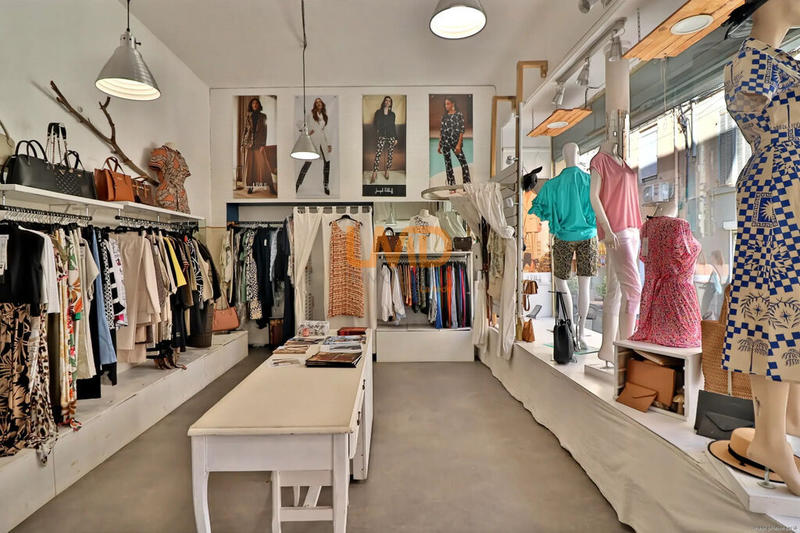 Local commercial - 28 m² - 1 pièce