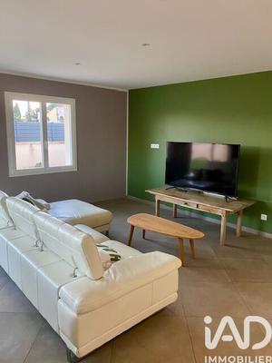 Maison - 95 m² - 4 pièces