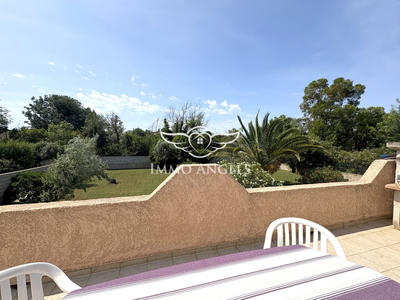 Maison - 163 m² - 8 pièces