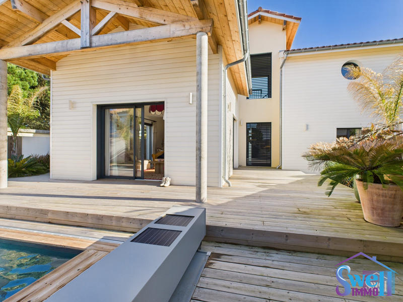 Maison - 138 m² - 5 pièces