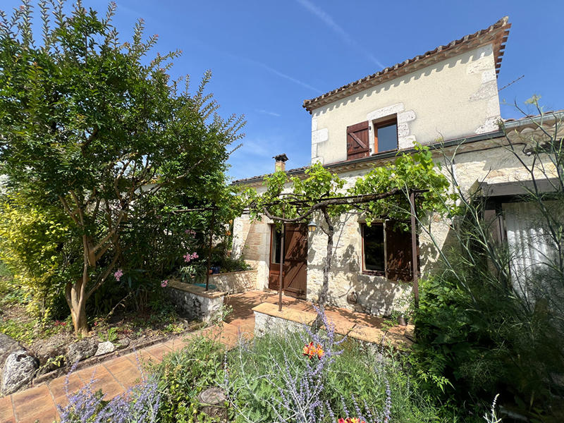 Maison - 160 m² - 7 pièces