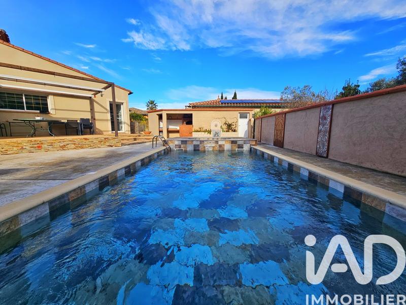 Maison - 255 m² - 9 pièces