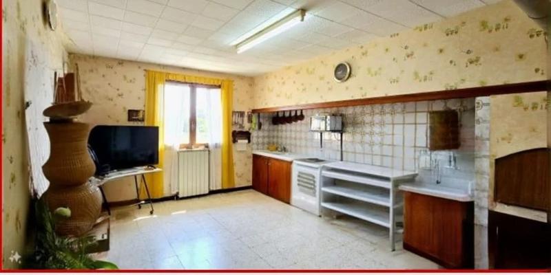 Maison - 140 m² - 8 pièces