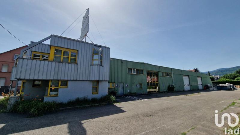 Local commercial - 1 166 m²