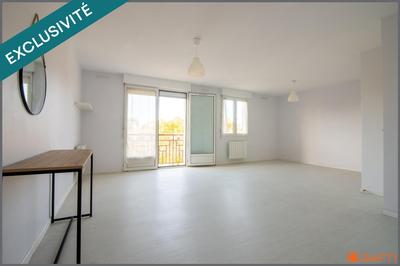 Appartement - 84 m² - 3 pièces