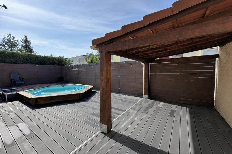 Maison - 140 m² - 5 pièces