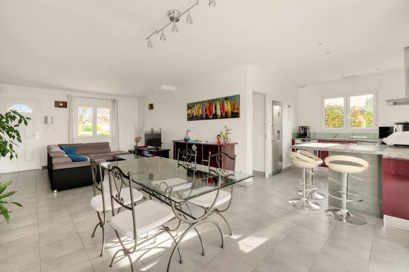 Villa - 105 m² - 5 pièces