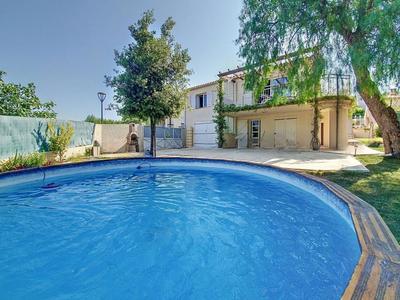 Maison - 142 m² - 6 pièces