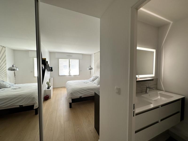 Appartement - 166 m² - 7 pièces