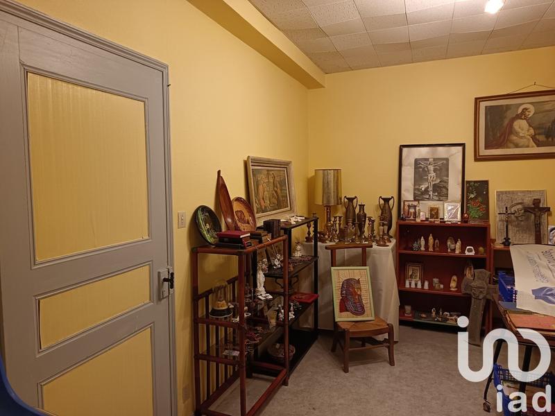 Maison - 383 m² - 12 pièces