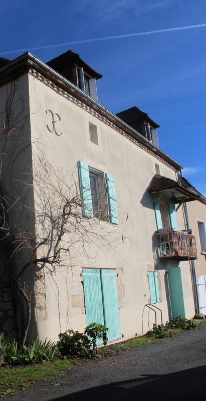 Maison en pierre - 120 m² - 5 pièces