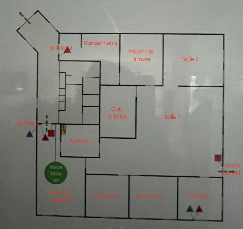 Local d'activités - 218 m²