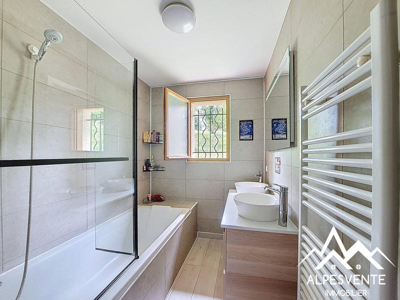 Maison - 87 m² - 4 pièces