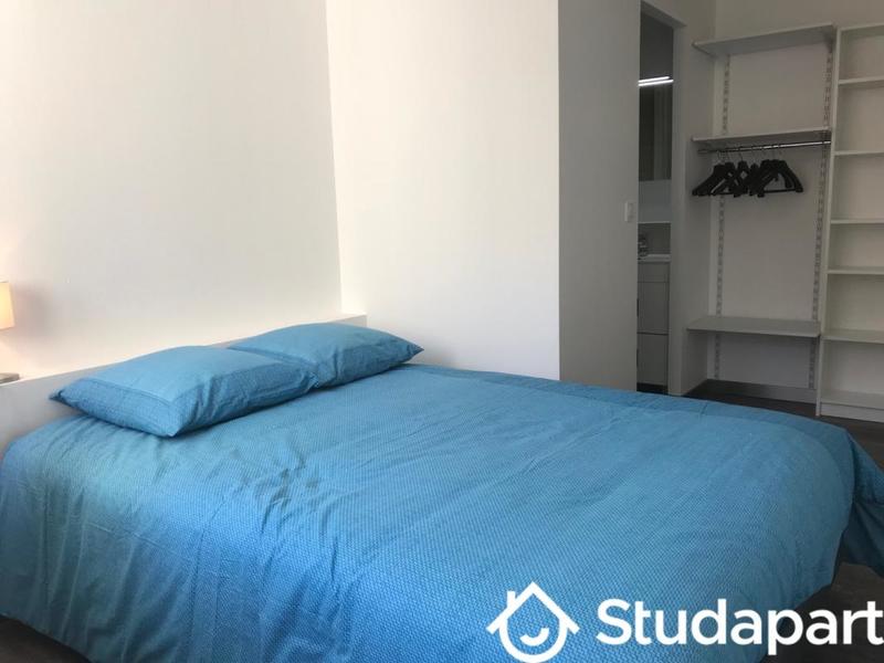 Chambre - 15 m² - 1 pièce