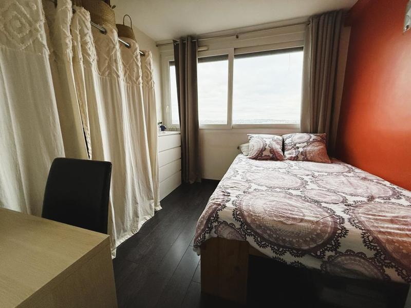 Appartement - 80 m² - 5 pièces