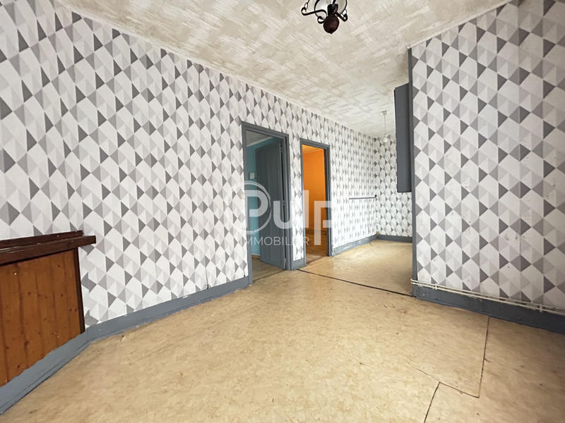 Maison - 76 m² - 6 pièces