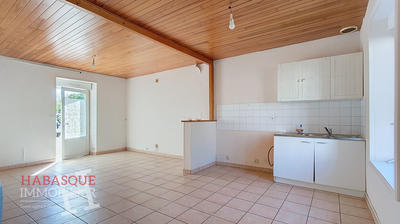 Maison - 150 m² - 9 pièces