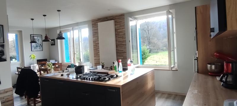 Maison - 80 m² - 5 pièces