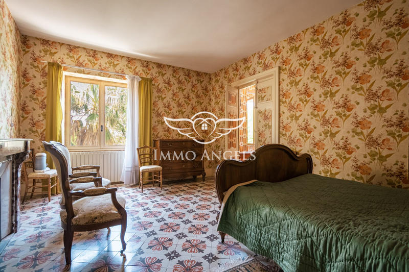 Maison ancienne - 286 m² - 10 pièces