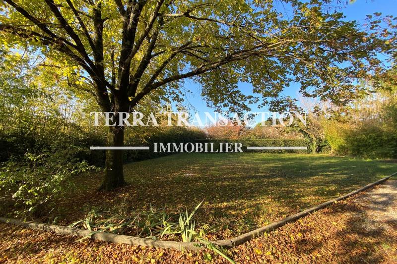 Propriété - 260 m² - 11 pièces