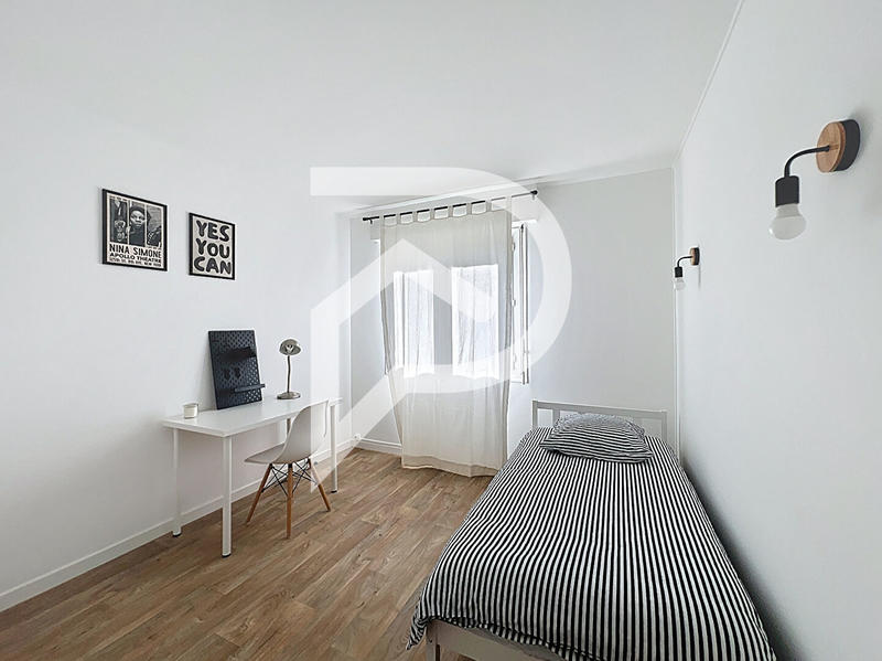 Appartement - 64 m² - 1 pièce