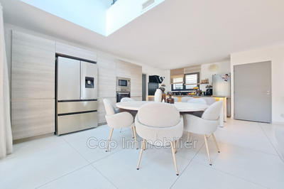 Maison - 126 m² - 6 pièces