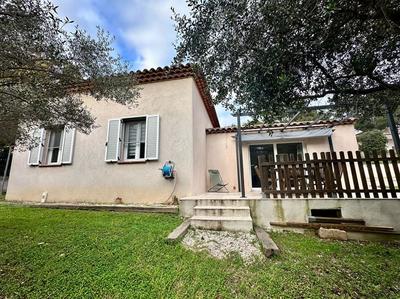 Maison - 68 m² - 4 pièces