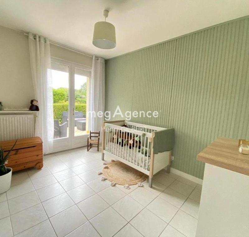 Maison traditionnelle - 103 m² - 6 pièces