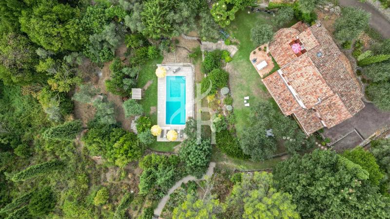 Villa - 205 m² - 5 pièces