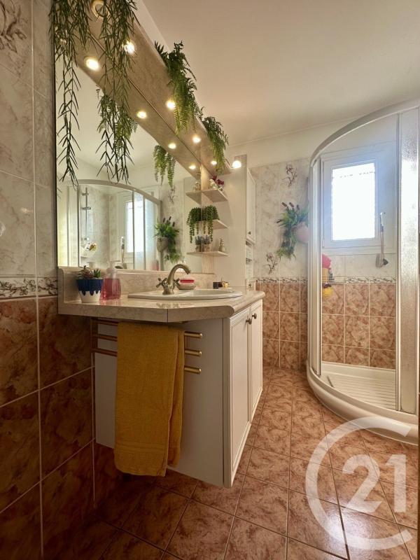 Pavillon - 84 m² - 4 pièces