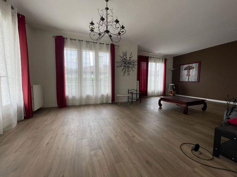 Maison - 140 m² - 4 pièces