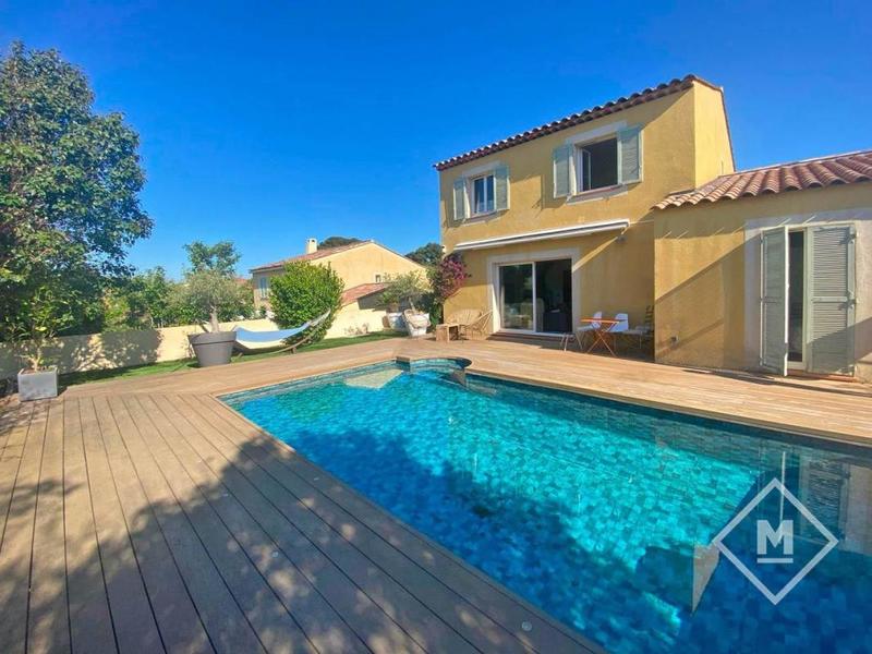 Maison - 109 m² - 5 pièces