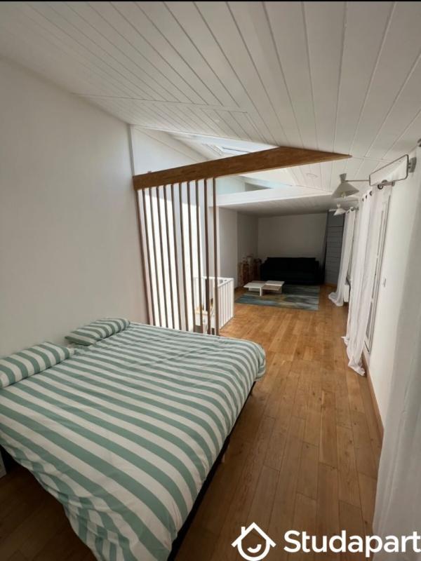 Chambre - 14 m² - 1 pièce