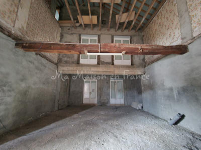 Maison - 200 m² - 7 pièces